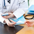 Дочь пациента взыскала с больницы стоимость лекарств, которые попросил купить лечащий врач